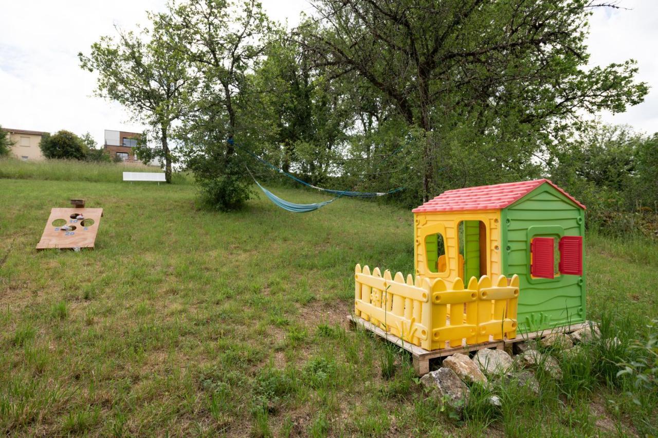Lot En Dock 3 Atypiques Et Ecologiques En Vallee De La Dordogne Apartment *