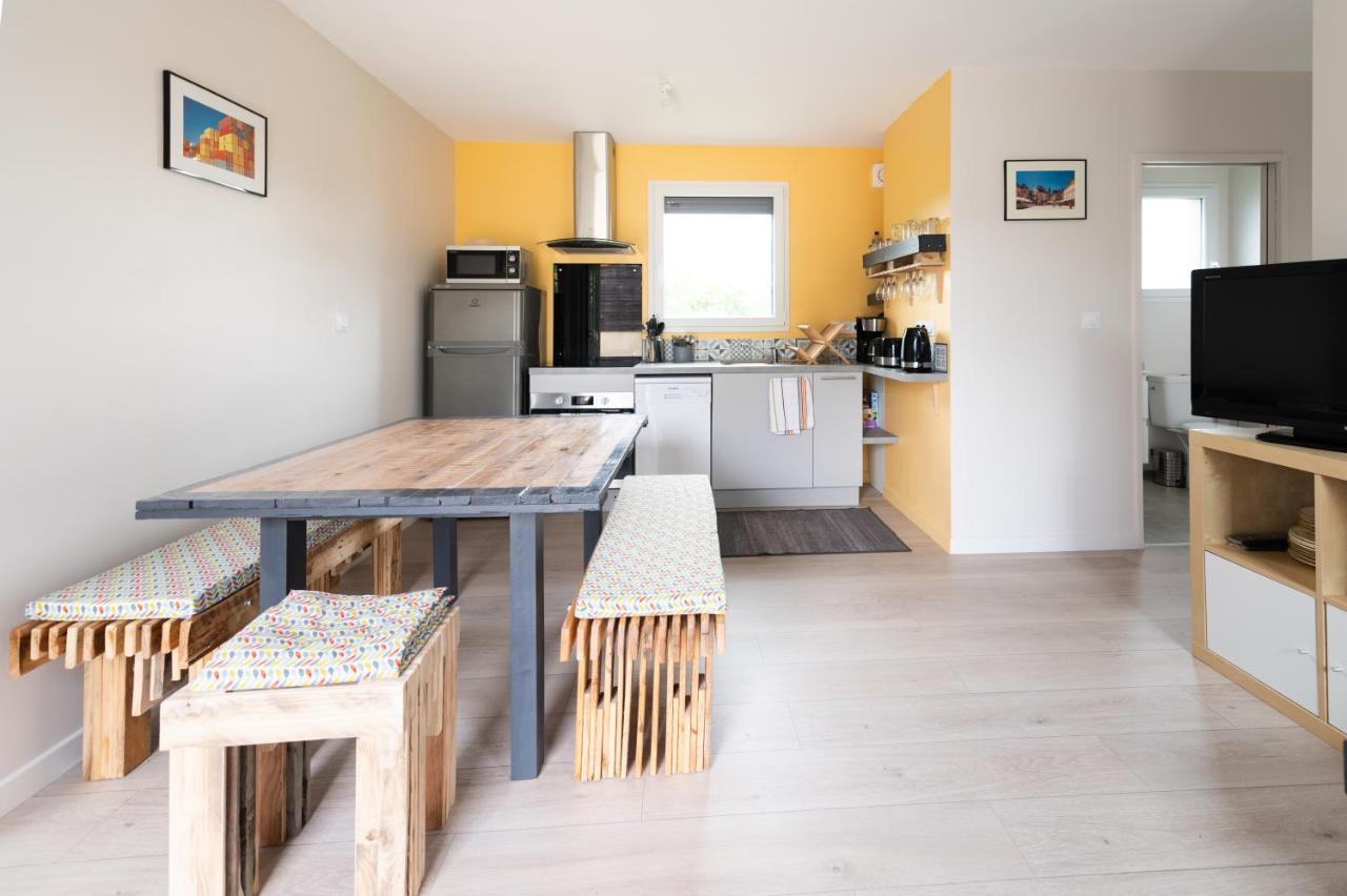 Lot En Dock 3 Atypiques Et Ecologiques En Vallee De La Dordogne Apartment Souillac